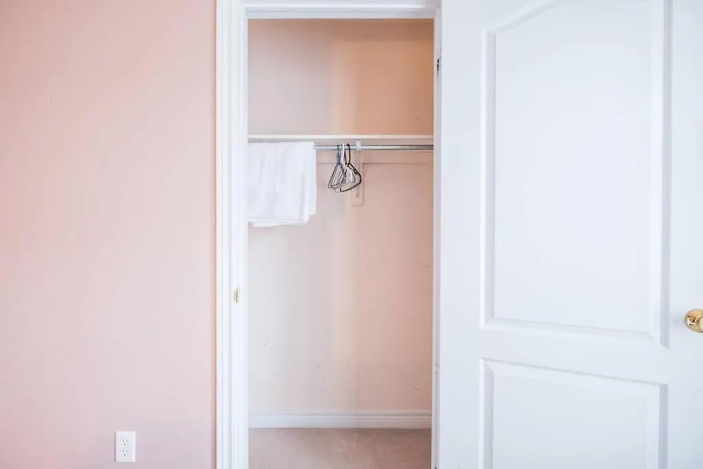 Zk7 Room Near Airport Mississauga Homestay